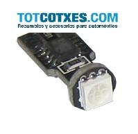 Cambiar bombilla trasera coche audi a4